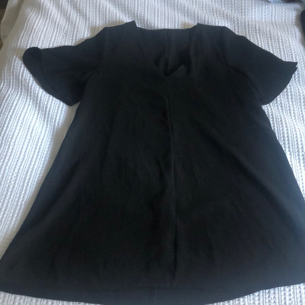 Sara black mini dress